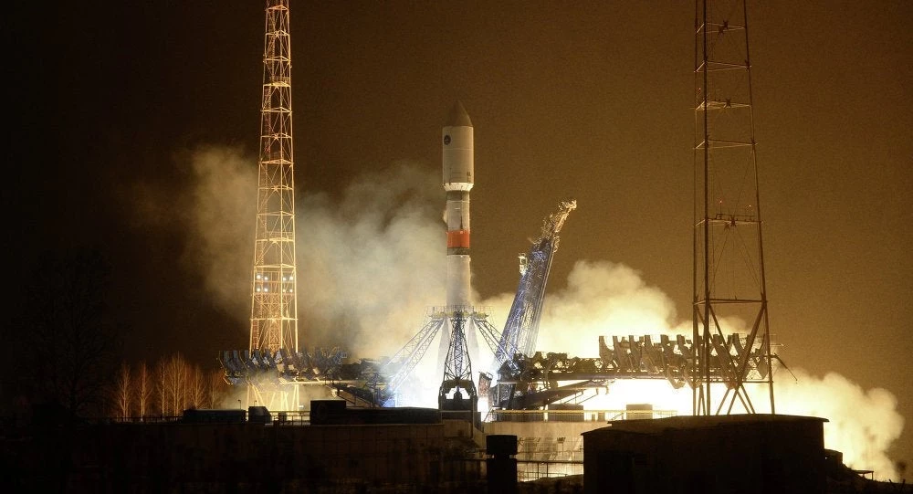 Μυστηριώδης ρωσικός δορυφόρος προκαλεί τρόμο στο State Department: Πρόκειται για διαστημικό όπλο; – Τι απαντά η Μόσχα